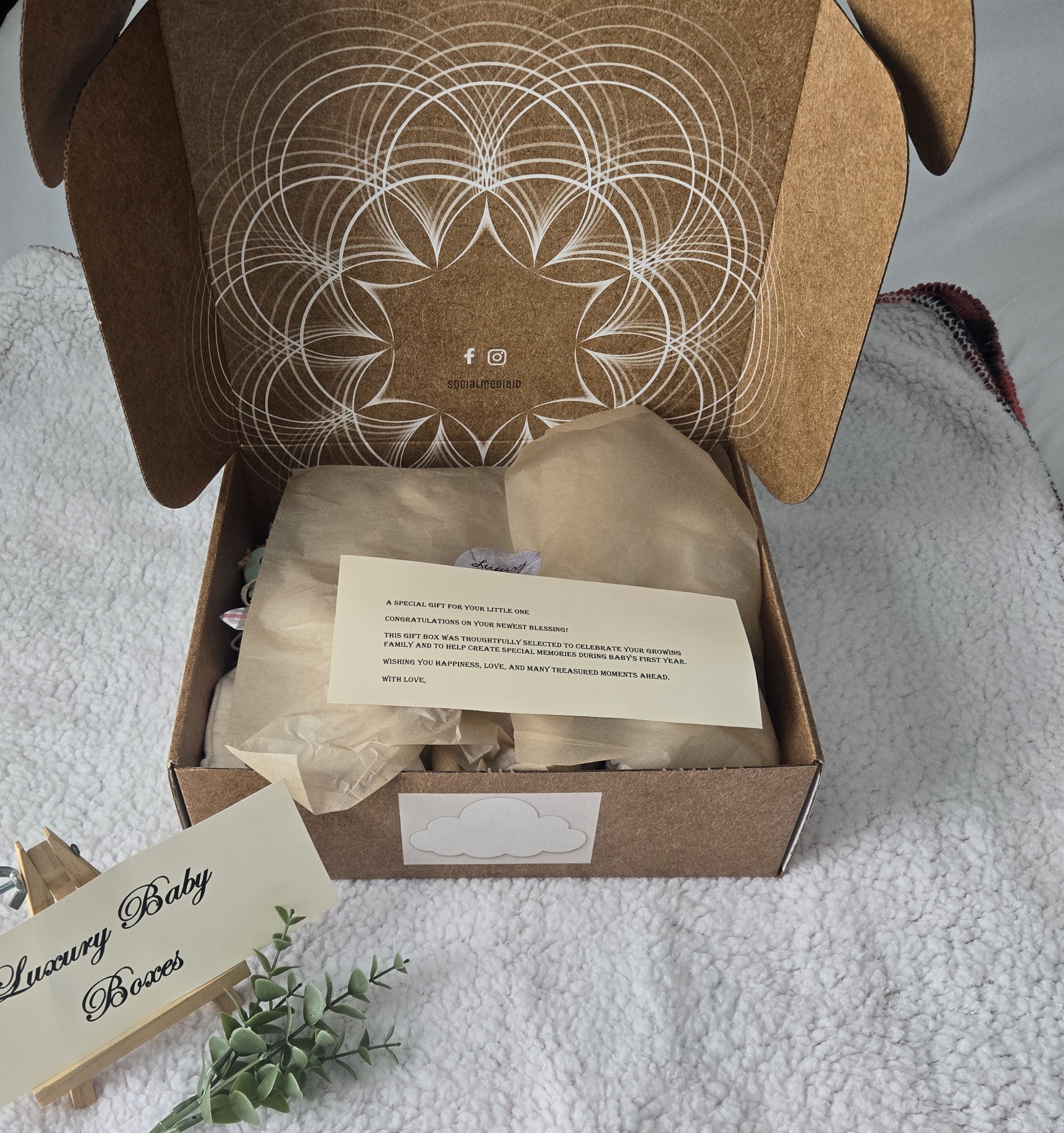 Signature Luxury Baby Box